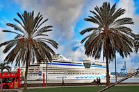 AIDAsol am 05.02.2017 im Hafen von Las Palmas de Gran Canaria