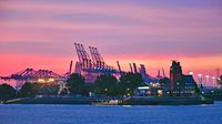 Hafen Hamburg kurz vor Sonnenaufgang 07.09.2022