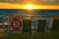 Sonnenaufgang 03.09.2022 - fotografiert von Bord AIDAsol in der Nordsee