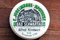 Augensalbe von der Apotheke von Alfred Klindwort in Bad Schwartau