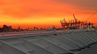 Sonnenaufgang in Hamburg 07.09.2022 - fotografiert von Bord der AIDAsol