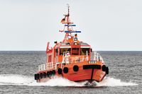 Lotsenversetzboot HOLTENAU am 20.09.2023 in der Ostsee vor Lübeck-Travemünde