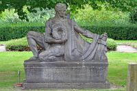 Denkmal für die Gefallenen der Grossheimschen Realschule auf dem Vorwerker Friedhof Lübeck 01.10.2023