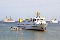Helgoland 22.07.2015 - Fahrgastschiffe LADY VON BÜSUM, FAIR LADY und ATLANTIS