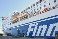 FINNSWAN ex NORDLINK (Finnlines, IMO 9336256) am 18.04.2024 in Lübeck-Travemünde