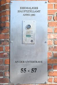 Ehemaliges Hauptzollamt Lübeck. An der Untertrave 55, Lübeck. Aufnahme vom 29.04.2024
