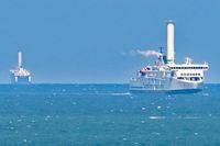 COPENHAGEN (IMO 9587867) und BERLIN (im Hintergrund) am 07.05.2024 in der Ostsee