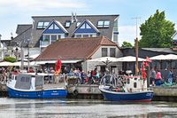 PAULA und NEPTUN am 19.05.2024 im Hafen von Niendorf Ostsee