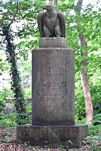 Auf dem Ehrenfriedhof an der Travemünder Allee in Lübeck 26.05.2024