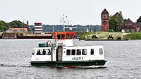 Kanalfähre ADLER I am 06.06.2024 auf dem Nordostseekanal bei der Schleuse Kiel-Holtenau