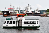 Kanalfähre ADLER I am 06.06.2024 auf dem Nordostseekanal bei der Schleuse Kiel-Holtenau