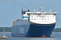 FINNBREEZE (IMO 9468889, Finnlines) am 20.06.2024 einlaufend Lübeck-Travemünde