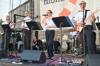 Tag der Küstenwache in Neustadt / Holstein 20.07.2024. Band-Mitglieder der COMBO ZOLLA