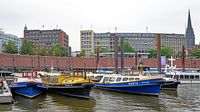 Barkassen NORDSEE II (ENI 5109610), CREMON III und MARTA am 19.09.2024 in Hamburg