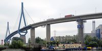 Köhlbrandbrücke am 19.09.2024 im Hafen von Hamburg