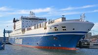 FINNTRADER (Finnlines, IMO 9017769) am 11.01.2025 in Lübeck-Travemünde