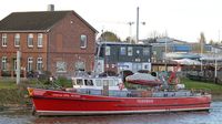 Feuerlöschboot SENATOR EMIL PETERS am 11.01.2025 in Lübeck-Schlutup