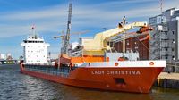 LADY CHRISTINA (IMO: 9201815, MMSI: 244003000) am 31.5.2020 im Hafen von Lübeck. Das 108,5 Meter lange Schiff hat Hafer aus Finnland für die Firma BRÜGGEN gebracht