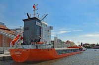 LADY CHRISTINA (IMO: 9201815, MMSI: 244003000) am 31.5.2020 im Hafen von Lübeck. Das 108,5 Meter lange Schiff hat Hafer aus Finnland für die Firma BRÜGGEN gebracht