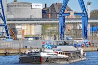 Gütermotorschiff (GMS) FERDINAND (Europa-Nr.: 04001730) am 24.04.2020 in Lübeck