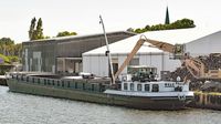 Gütermotorschiff (GMS) WELS (ENI 02313771) am 15.06.2020 in Lübeck-Schlutup