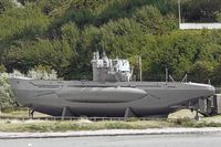 U-Boot U 995 beim Marineehrenmal in Laboe