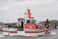 SAR-Boot ERICH KOSCHUBS im Einsatz - Hochwasser am 20.10.2023 in Lübeck-Travemünde