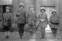 Kindersoldaten (Fotoalbum von Karl-Heinz Waack)