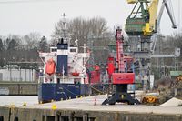 KAILI, General Cargo Ship, IMO 9114737, am 17.02.2024 beim Lehmannkai 3 in Lübeck
