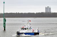 Polizeiboot HABICHT am 17.02.2024 unweit Stülper Huk Alt Travemünde