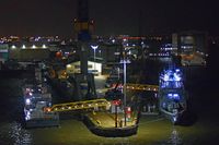 Korvetten F 265 und F 266 am Abend des 07.02.2022 im Hafen von Hamburg