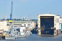 Korvetten F 265 und F 267 und F 266 am 02.09.2022 im Hafen von Hamburg