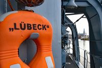 Fregatte LÜBECK am 12.03.2017 in Lübeck