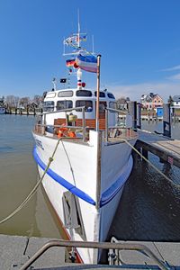 Fahrgastschiff SEELÖWE am 30.03.2018 in Niendorf / Ostsee