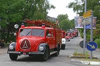 Feuerwehrtreffen in Bad Schwartau im Jahr 2004. Hier Fahrzeuge in der Pariner Strasse