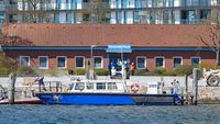 Polizeiboot WAGRIEN am 27.04.2021 in Lübeck-Travemünde