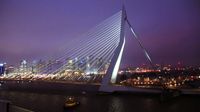 Erasmusbrücke in Rotterdam am Morgen des 9.2.2022