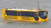 Splashtourbus (ENI 02332751) am 09.02.2022 im Hafen von Rotterdam