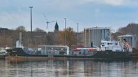Tankschiff ANNIKA (IMO 9628489) am 23.12.2022 im Hafen von Lübeck-Travemünde