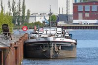 Gütermotorschiff (GMS) HECHT (ENI 04024070) am 04.06.2023 in Lübeck