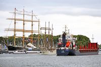 Schiffe am 22.07.2022 in Travemünde: PASSAT, PRIWALL VI, MARE FRISIUM, KAURI