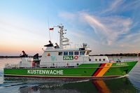 Zollboot PRIWALL am 12.10.2018 in Lübeck-Travemünde