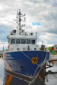 Zollboot PRIWALL am 25.04.2020 in Lübeck-Travemünde