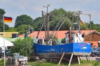 DE AAL, ein scheinbar ausgemustertes Fischereiboot, am 24.7.2021 unweit des NOK (Nord-Ostsee-Kanal) bei Rade